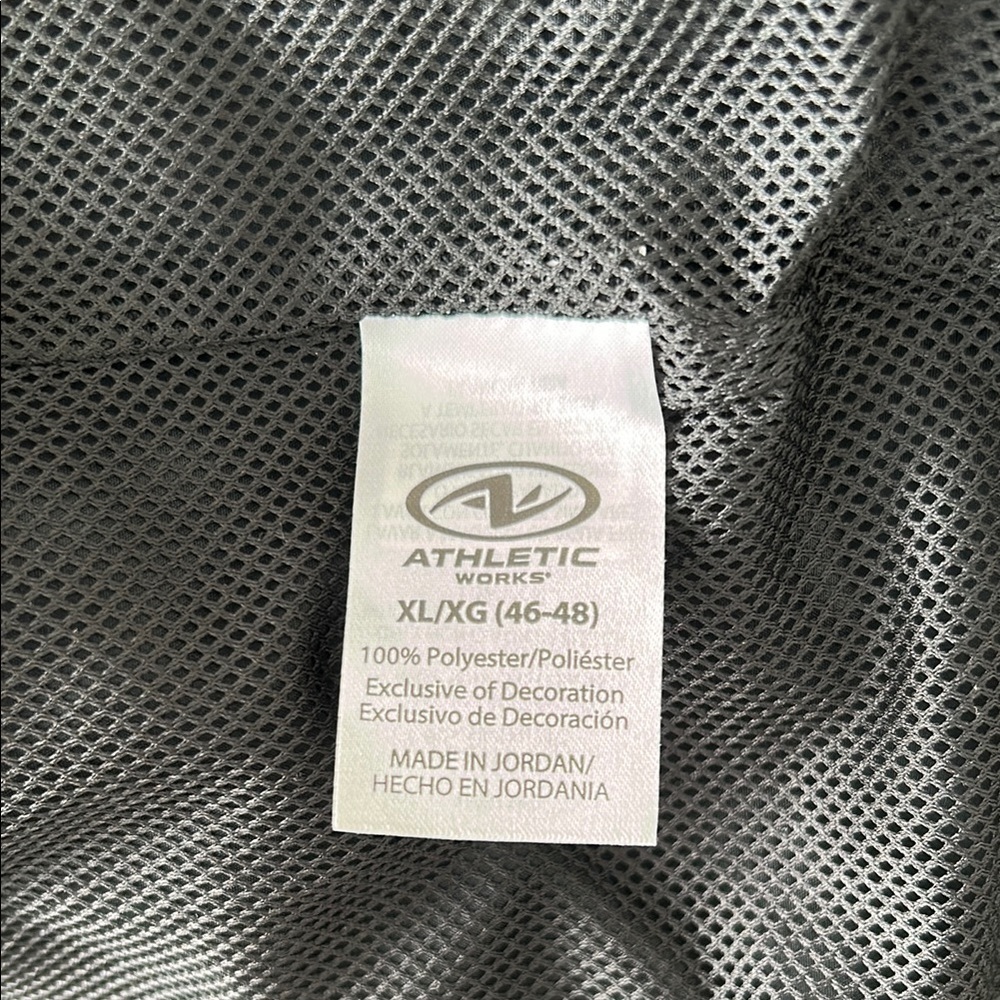Athletic Works Black Windbreaker Jacket | Lightweight Hooded Zip-Up XL - Picture 5 of 8